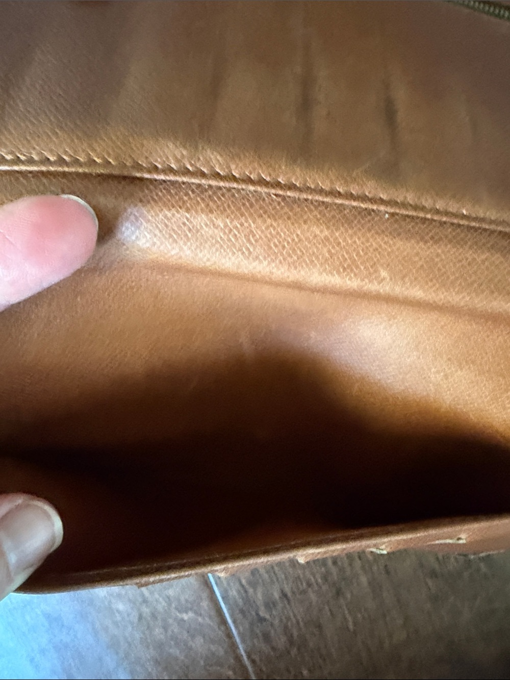 Authentic Louis Vuitton wallet converted into purse on chain - Picture 4 of 14